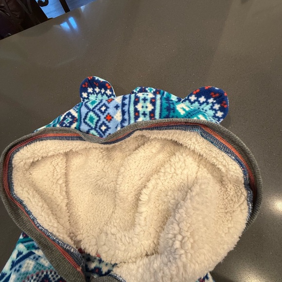 Cozy Blue Patterned Hooded Pajama Set - Picture 11 of 13